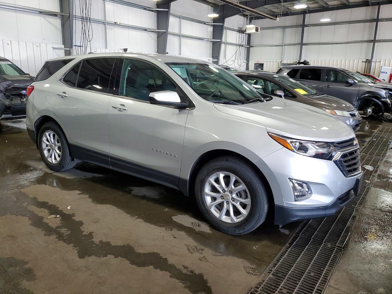 2020 Chevrolet Equinox Lt - Image 4