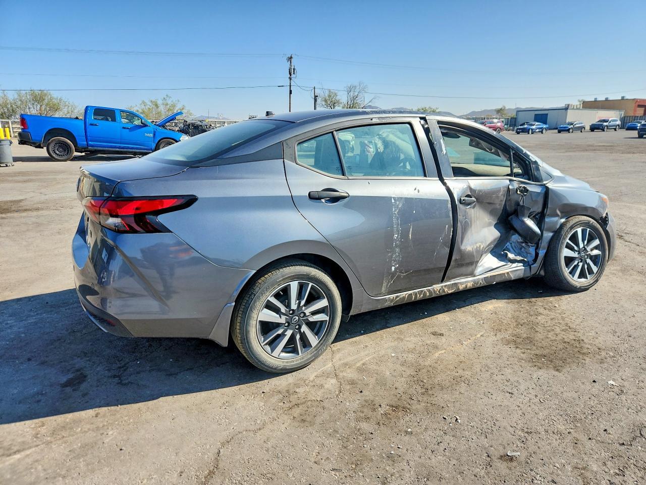 2024 Nissan Versa S - Фото 3