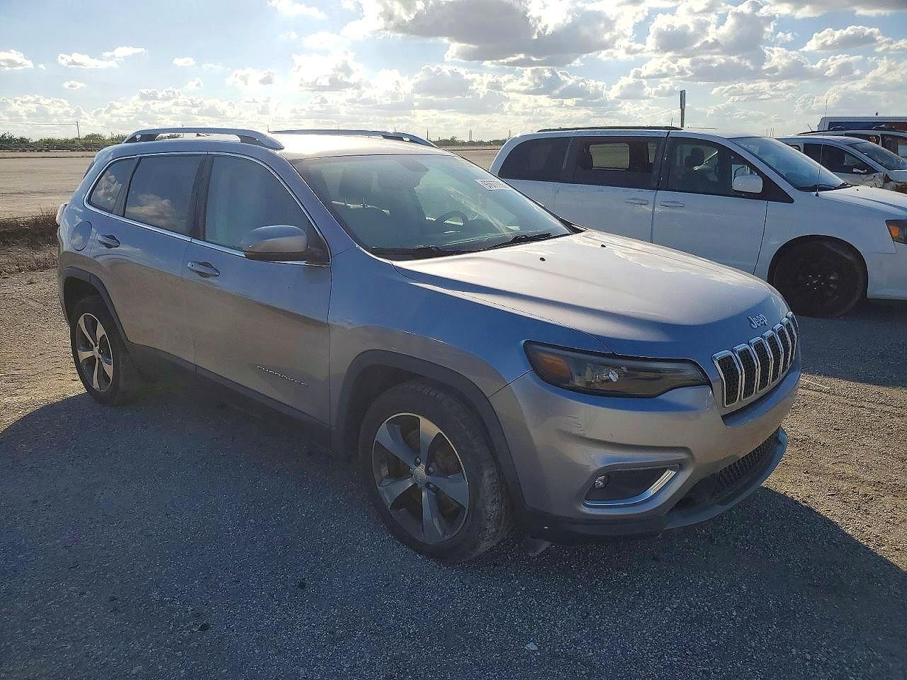 2019 Jeep Cherokee Limited - Image 4