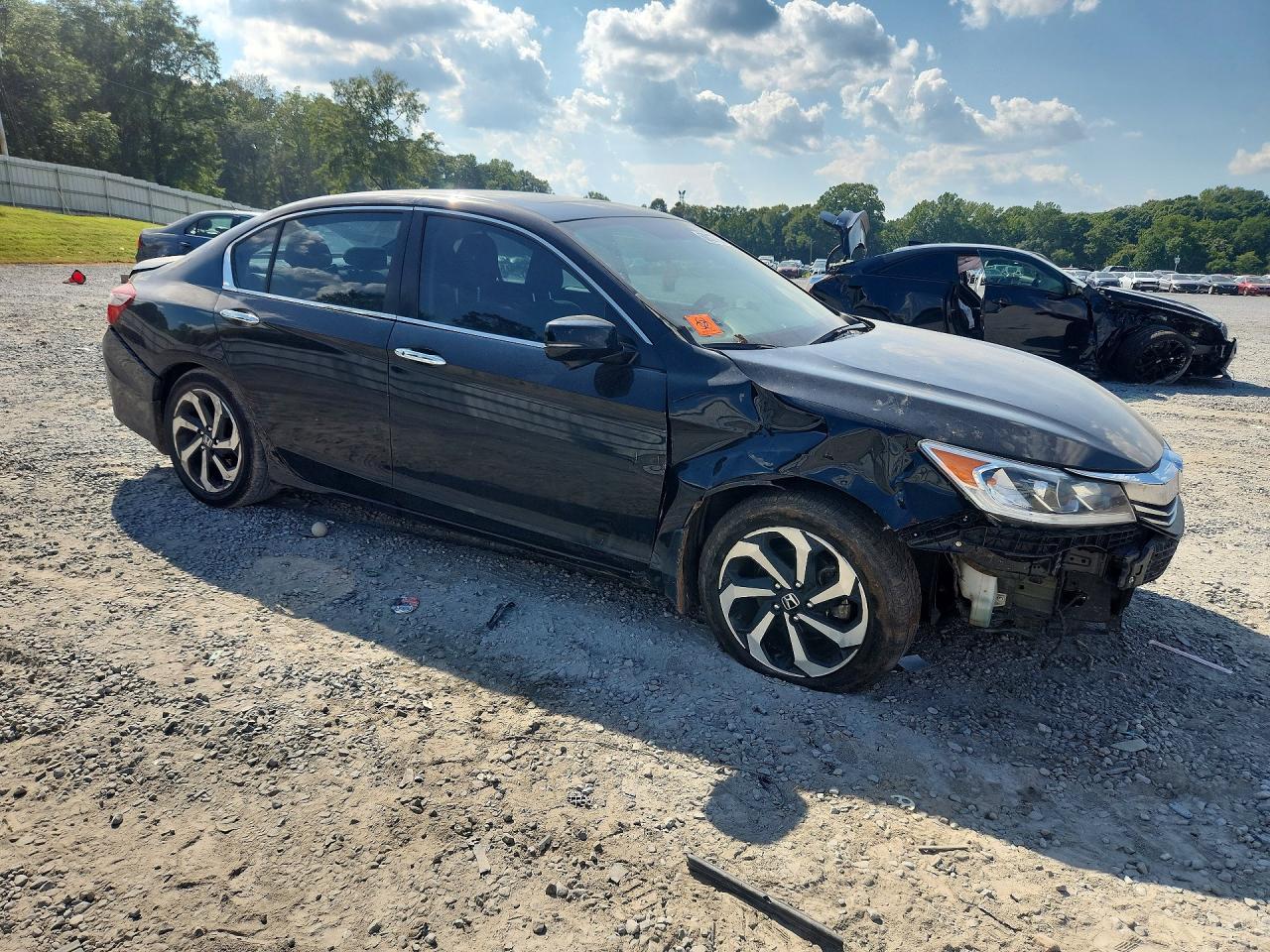2016 Honda Accord Ex - Image 4