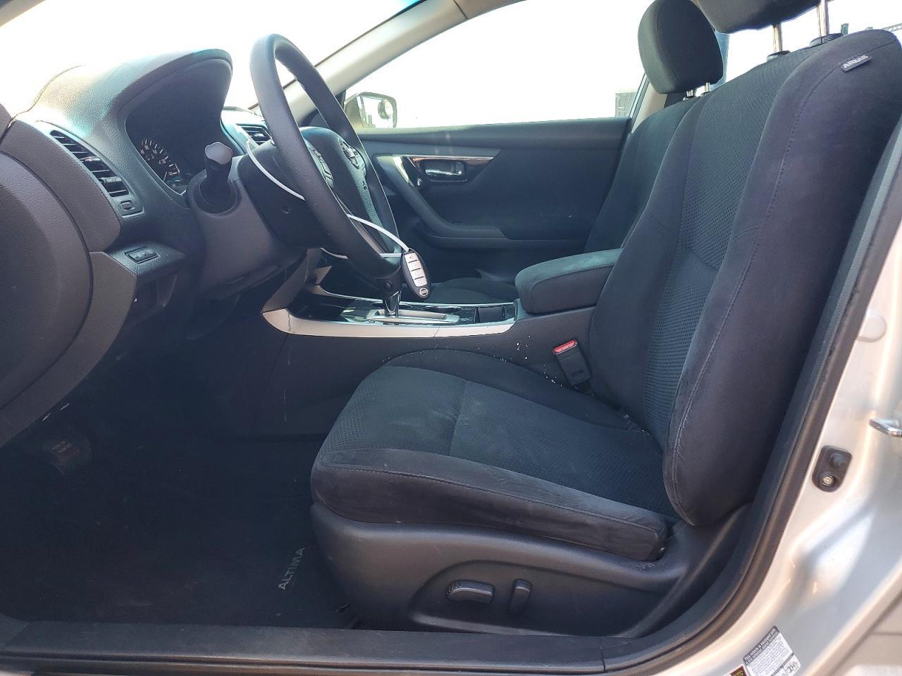 2014 Nissan Altima 2.5 S - Image 7
