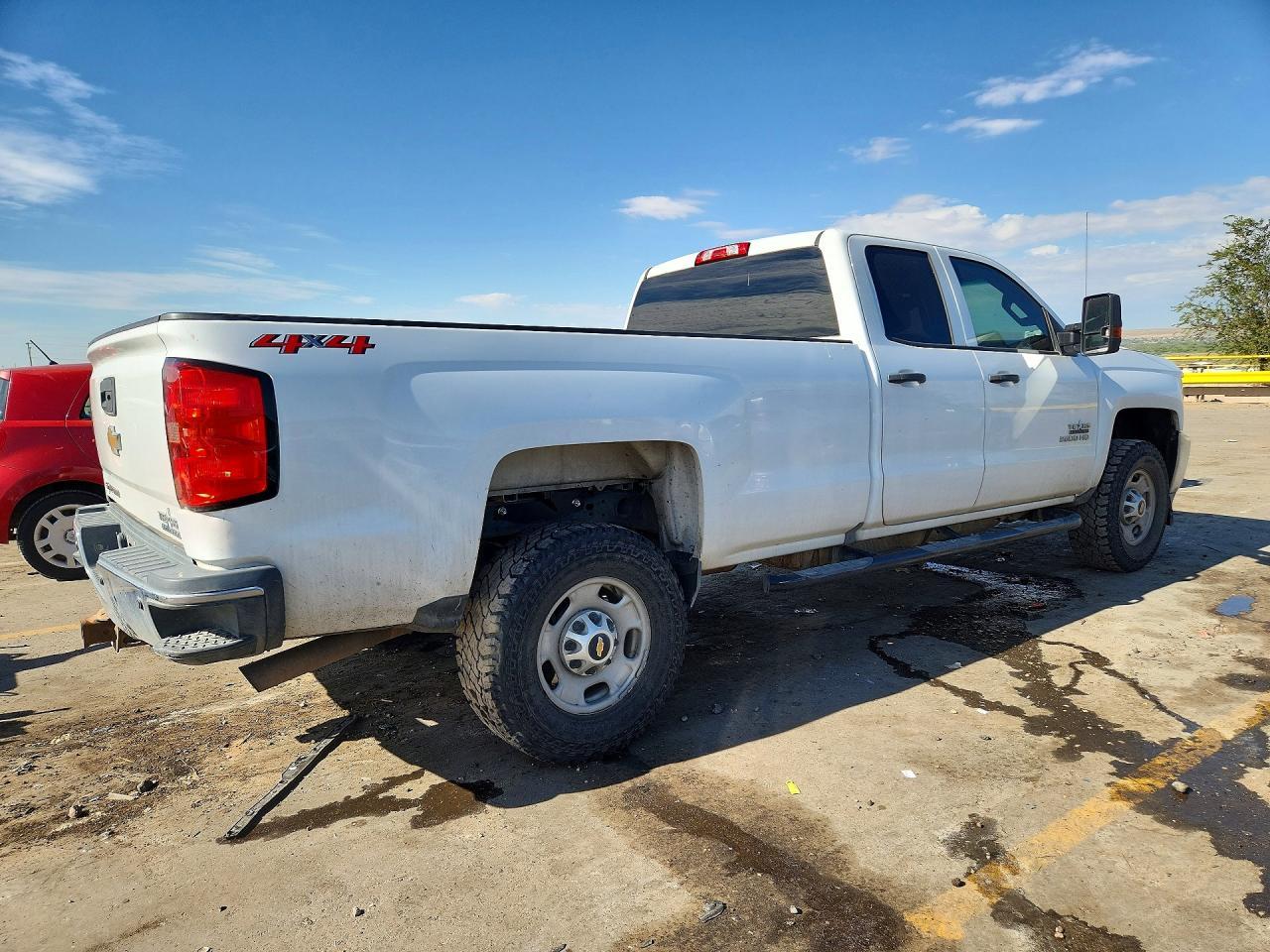 2019 Chevrolet Silverado K2500 Heavy Duty - Image 3