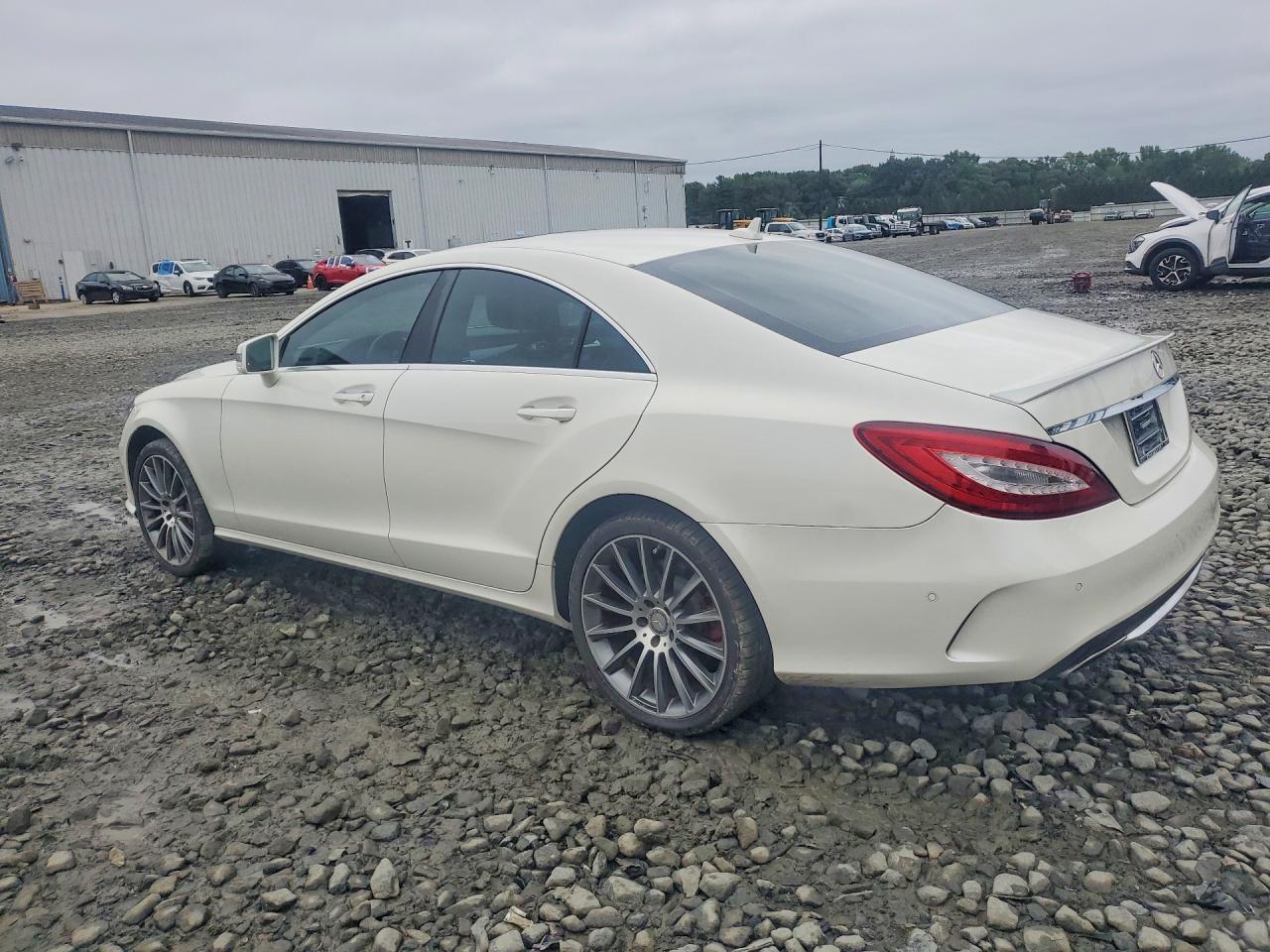 2015 Mercedes-Benz Cls 550 4Matic - Image 2