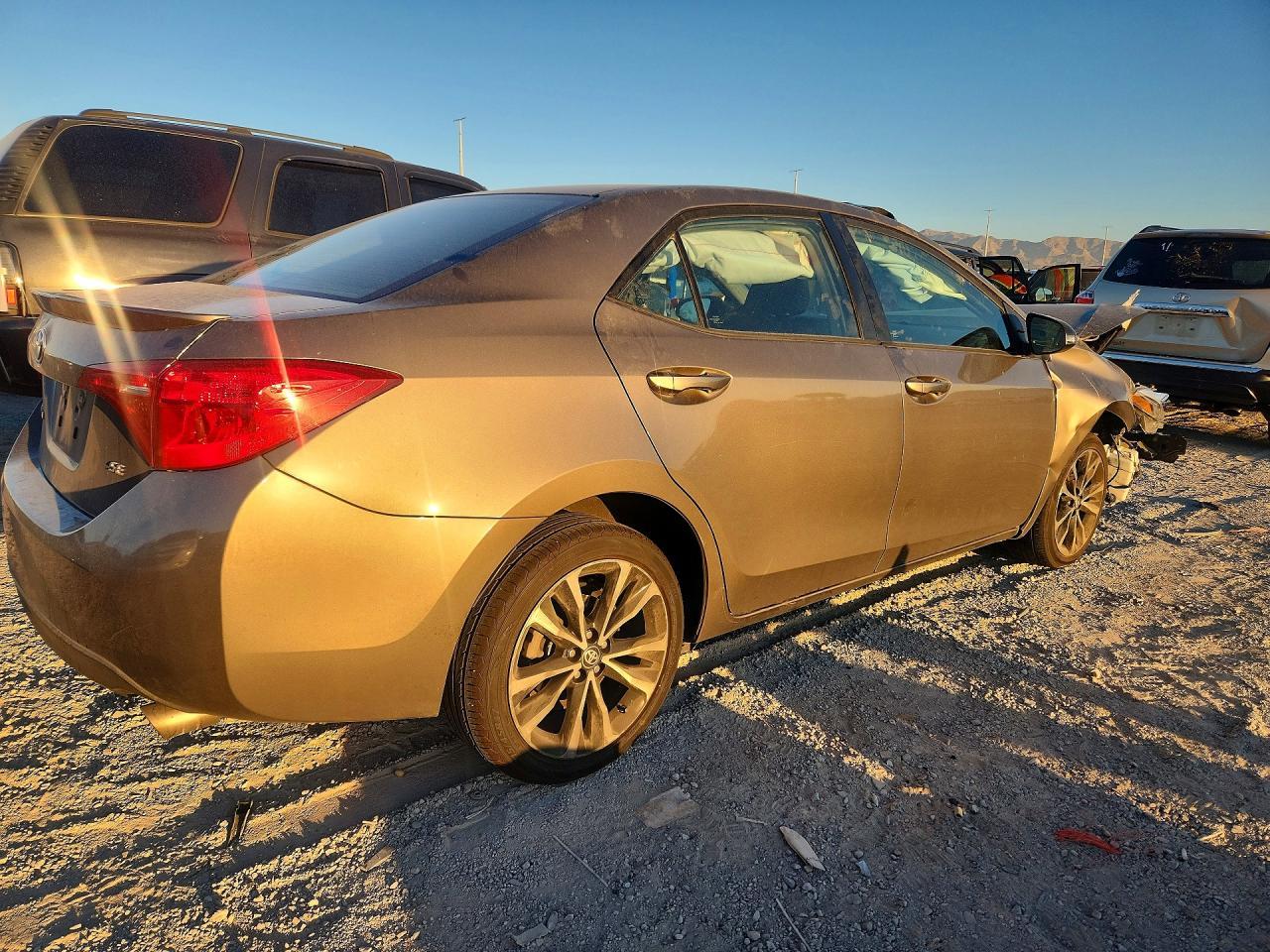 2017 Toyota Corolla Se - Image 3
