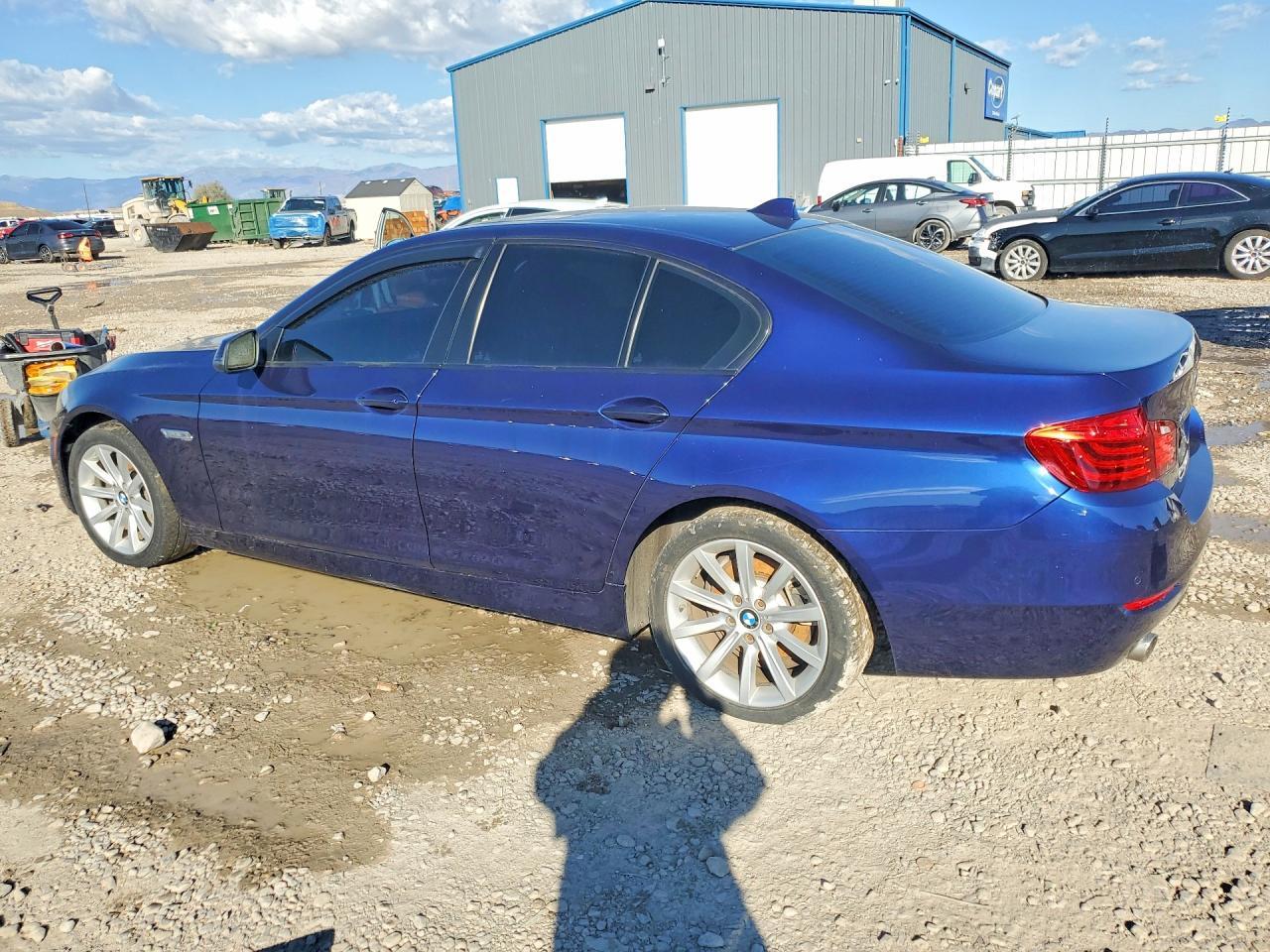 2015 BMW 535 Xi - Image 2