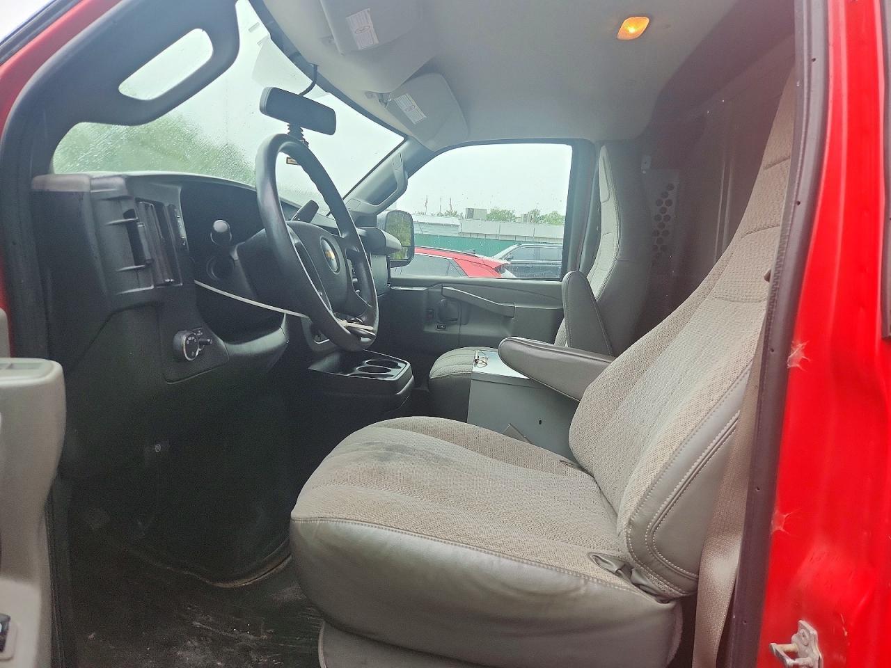 2018 Chevrolet Express G3500 - Фото 7