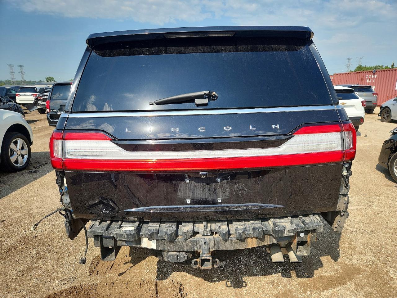 2019 Lincoln Navigator Select - Image 6