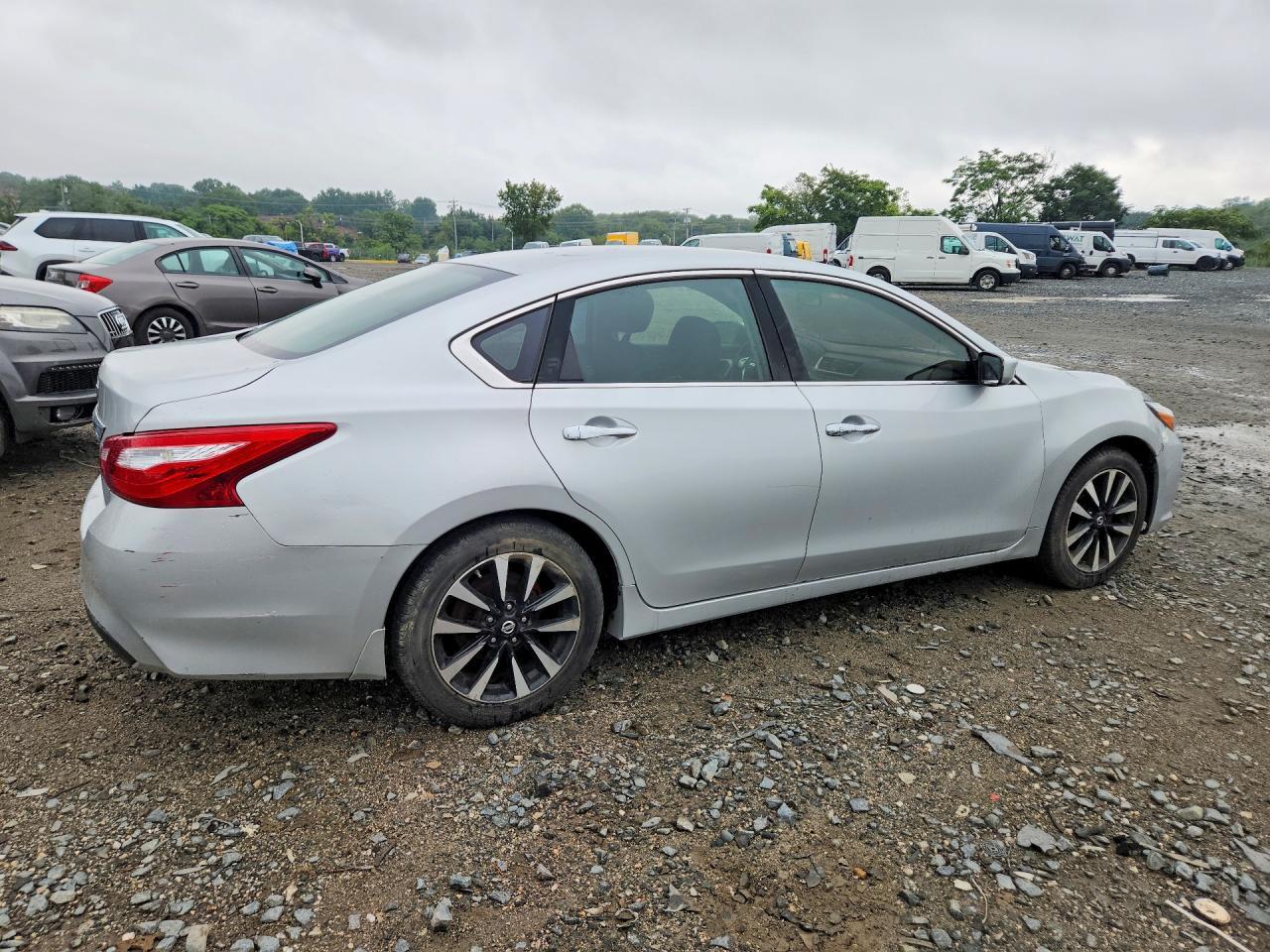 2016 Nissan Altima 2.5 S - Фото 3