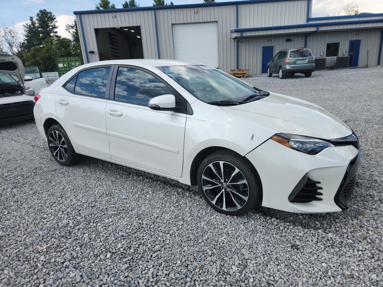 2018 Toyota Corolla Se - Image 4