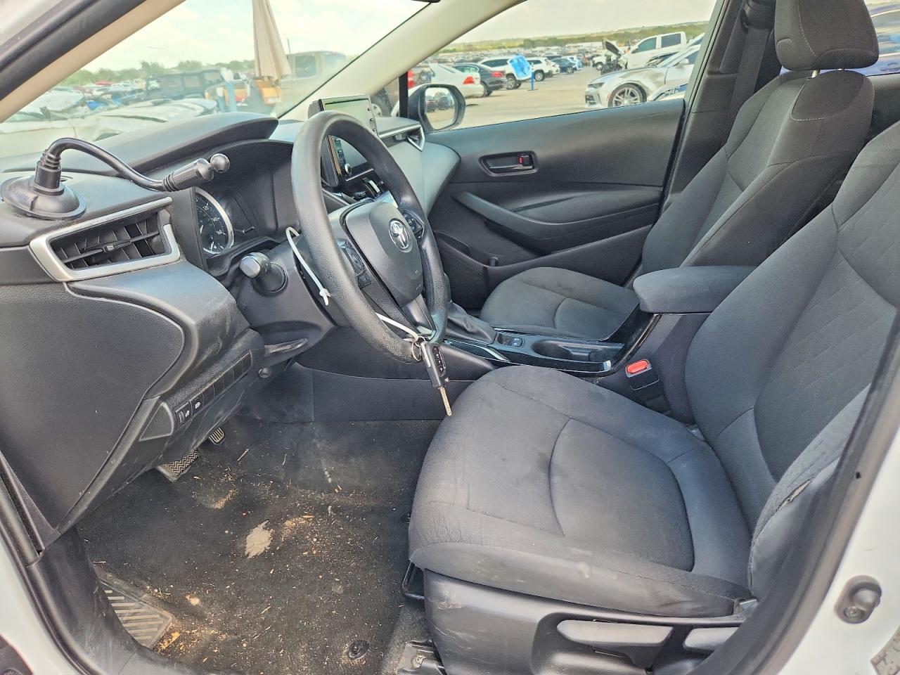 2022 Toyota Corolla Le - Image 7