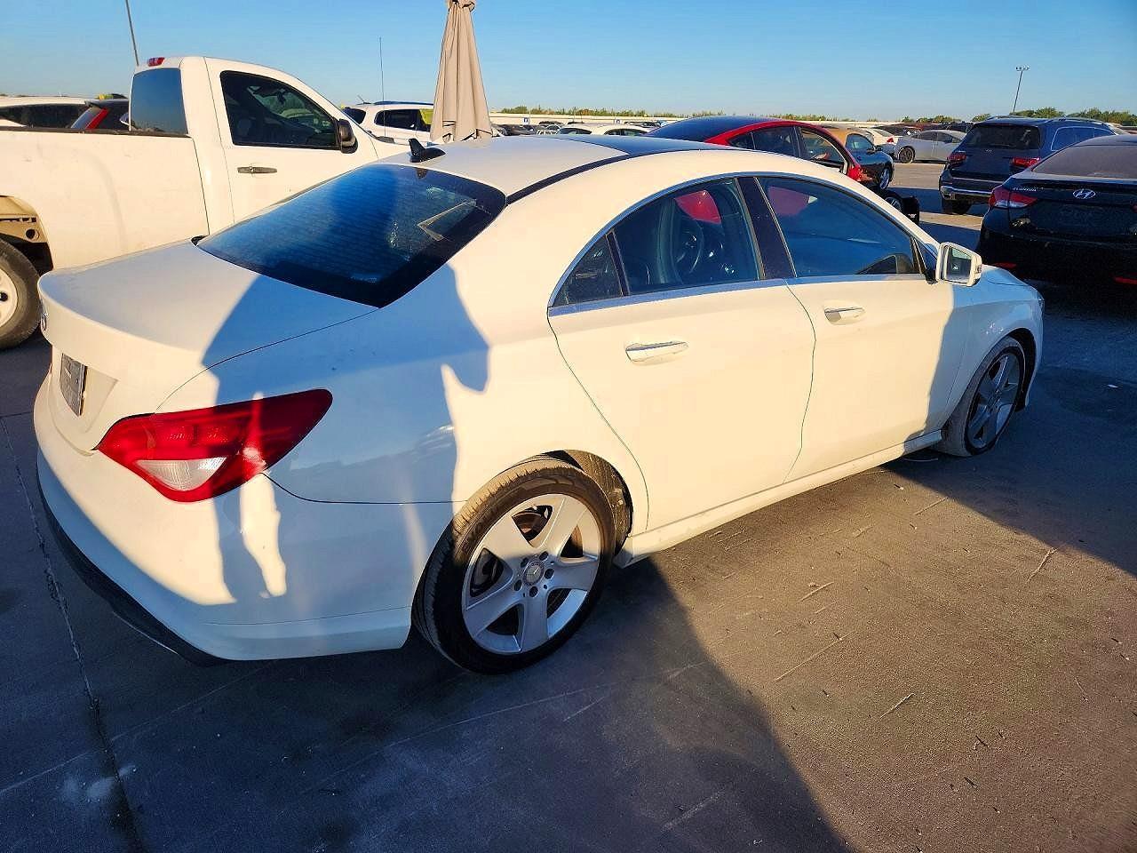 2018 Mercedes-Benz Cla 250 4Matic - Image 3