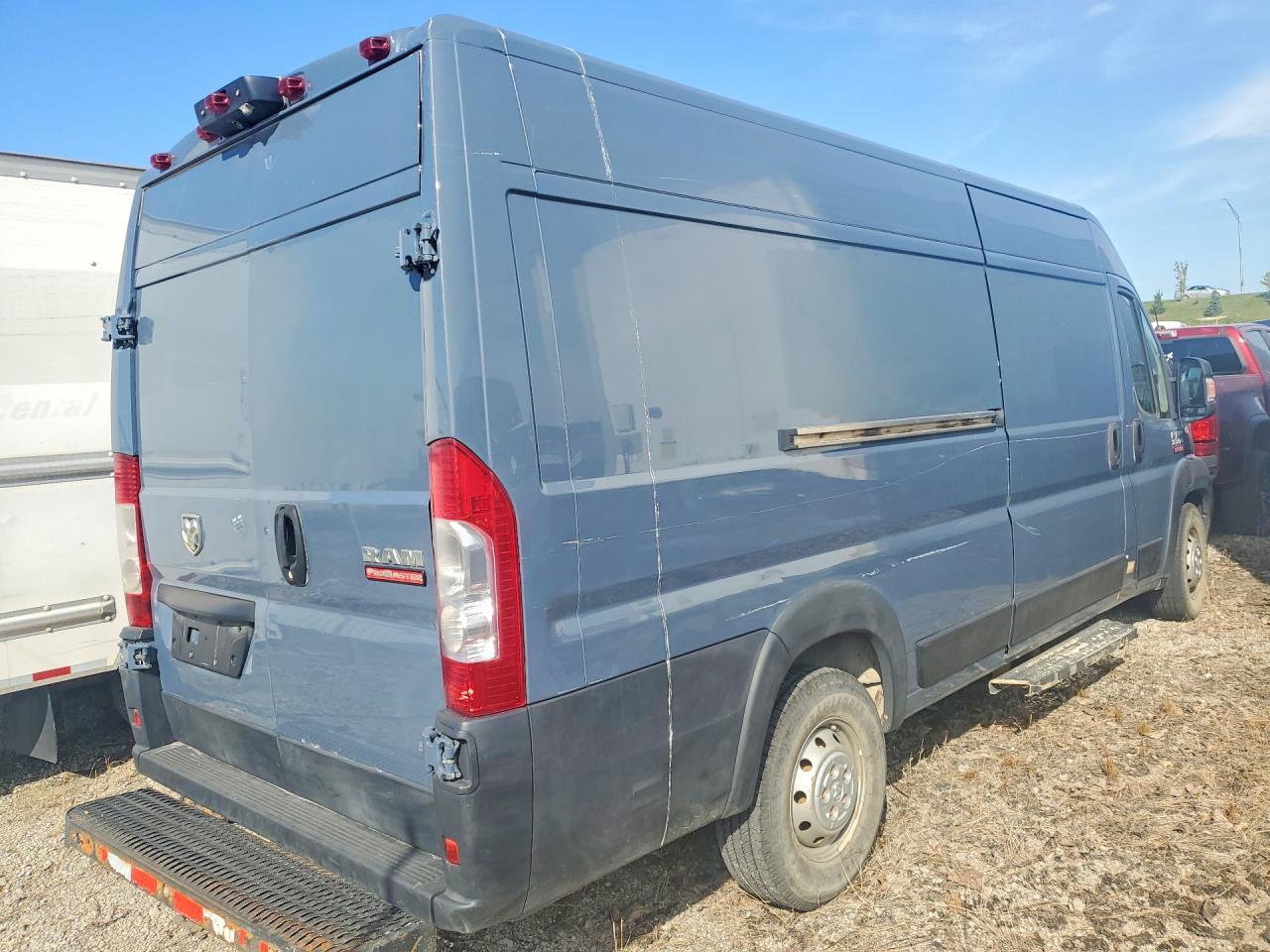 2021 Ram Promaster 3500 Delivery Van - Фото 3