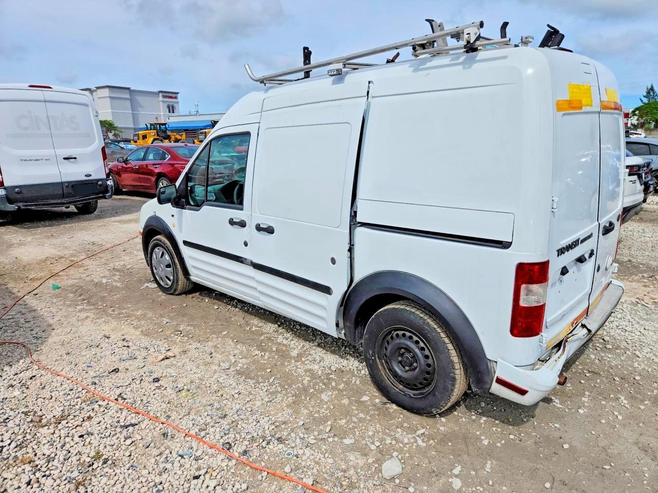 2013 Ford Transit Connect Xlt - Фото 2