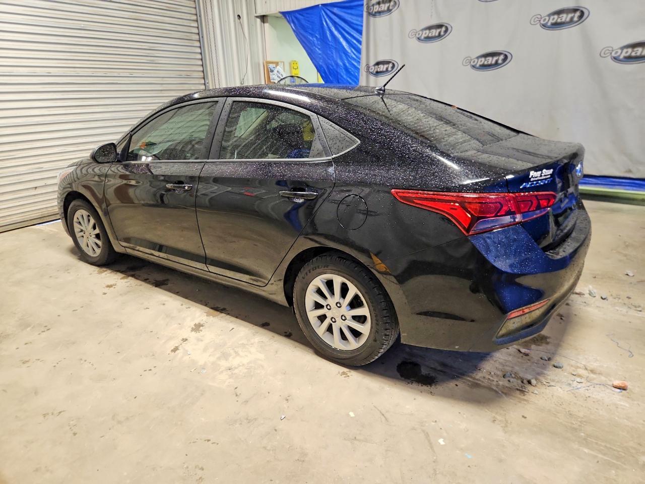 2020 Hyundai Accent Se - Image 2
