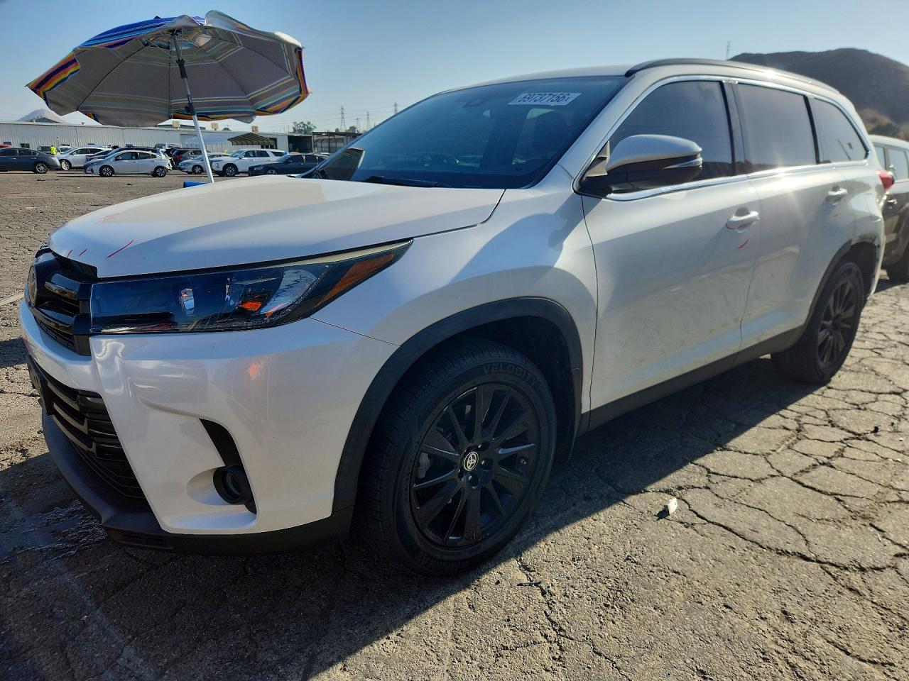 2019 Toyota Highlander Se