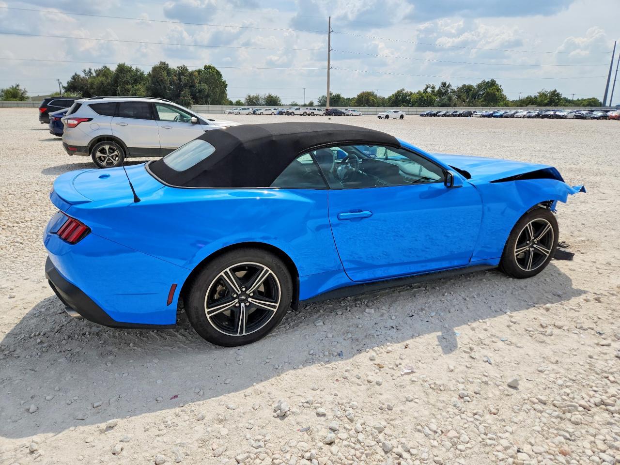 2024 Ford Mustang - Фото 3