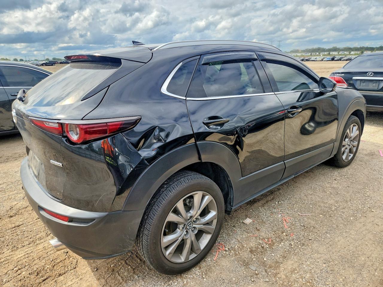 2024 Mazda Cx-30 Premium - Image 3