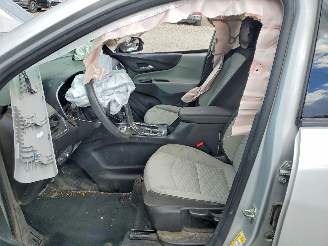 2019 Chevrolet Equinox Ls - Image 7
