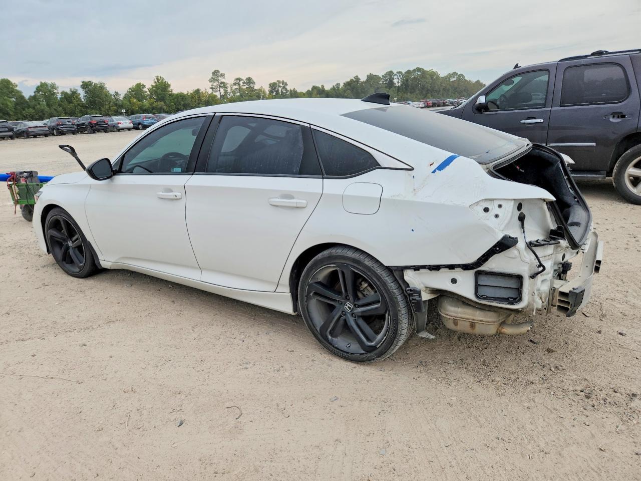 2021 Honda Accord Sport - Image 2