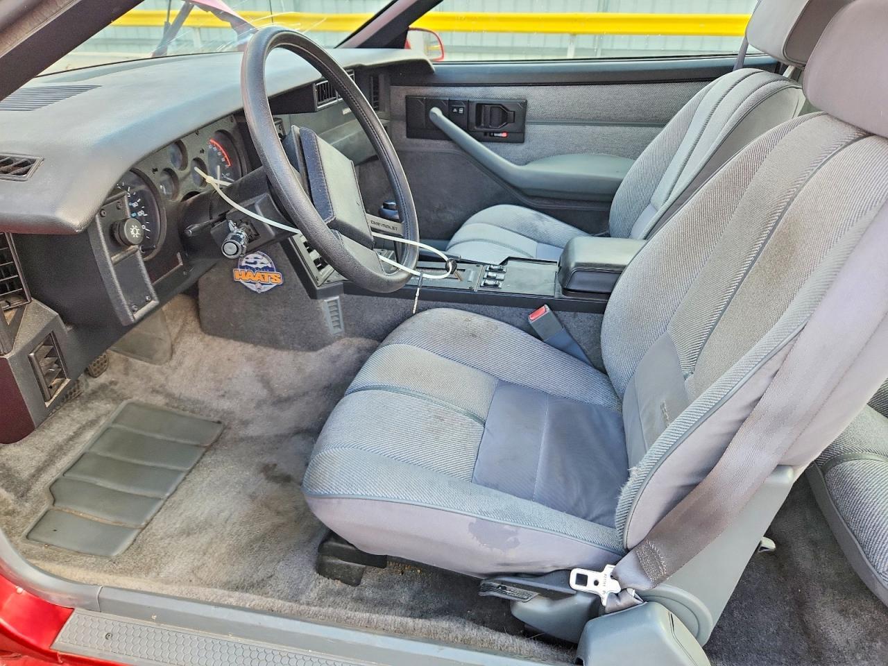 1989 Chevrolet Camaro - Image 7