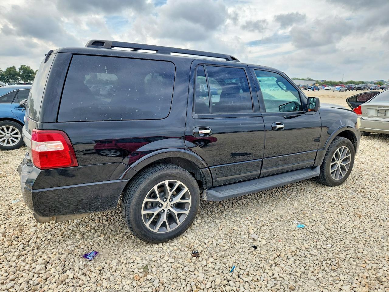 2016 Ford Expedition Xlt - Фото 3