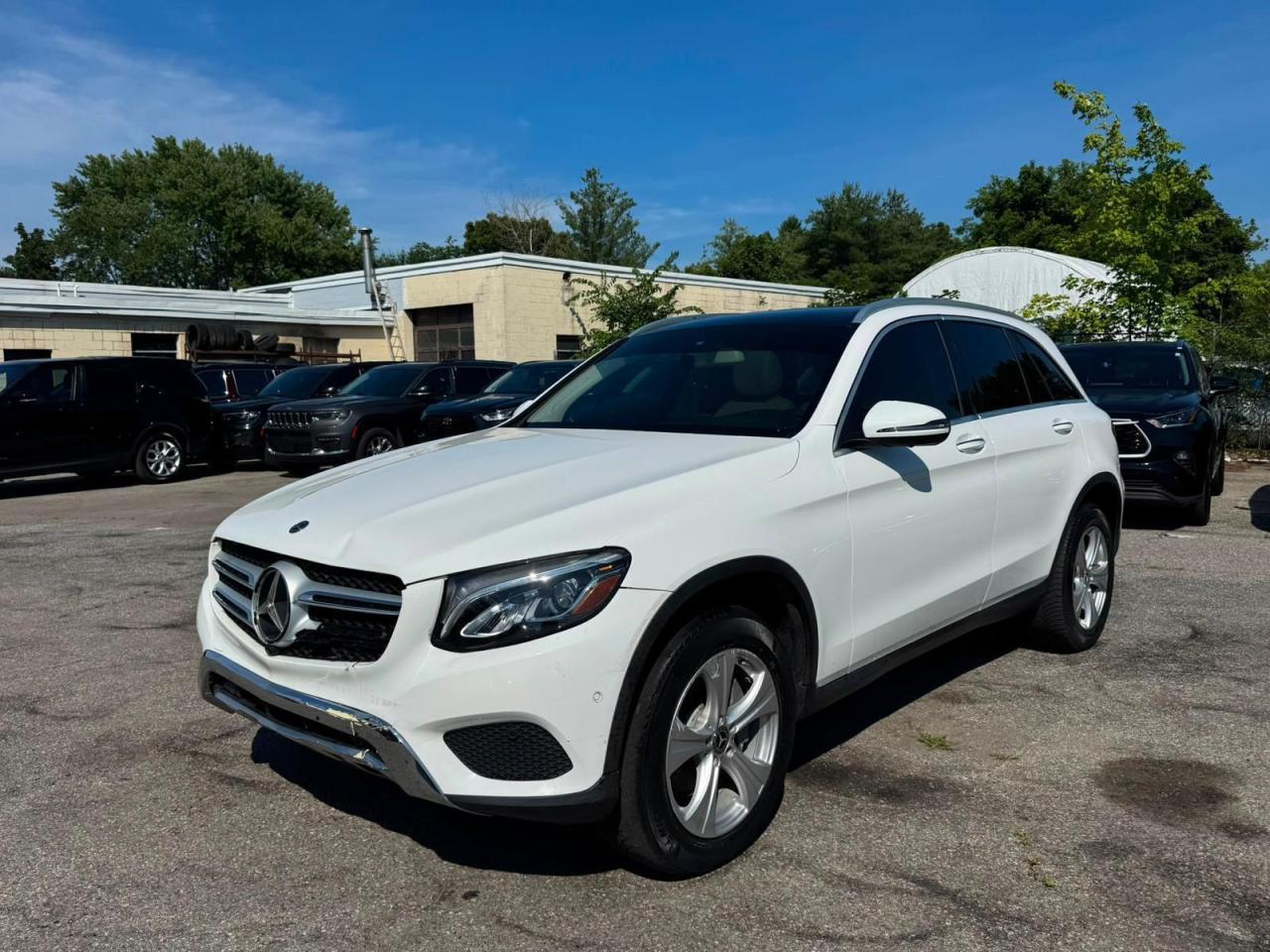 2018 Mercedes-Benz Glc 300 - Image 2