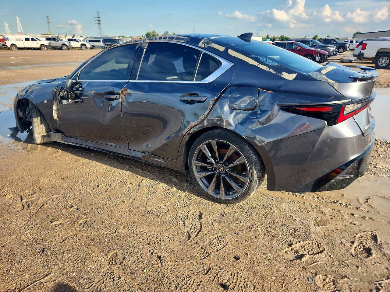 2021 Lexus Is 350 F Sport - Фото 2