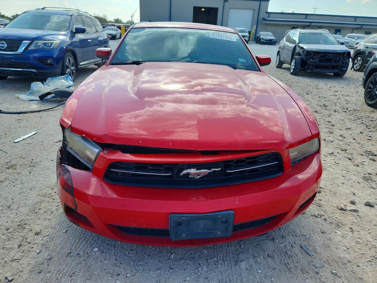 2010 Ford Mustang - Фото 5