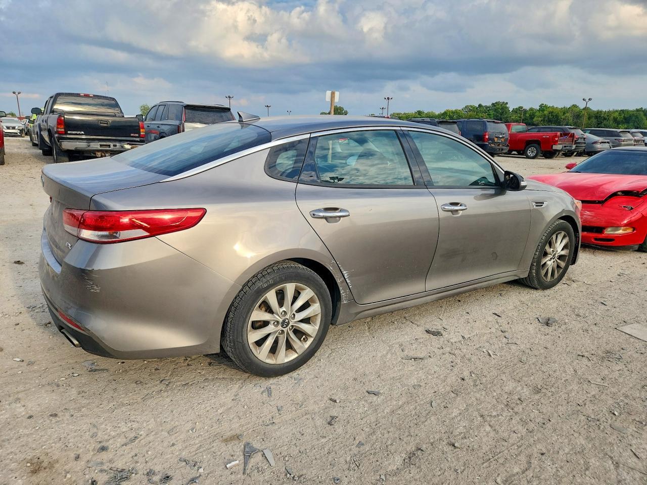 2017 Kia Optima Ex - Фото 3