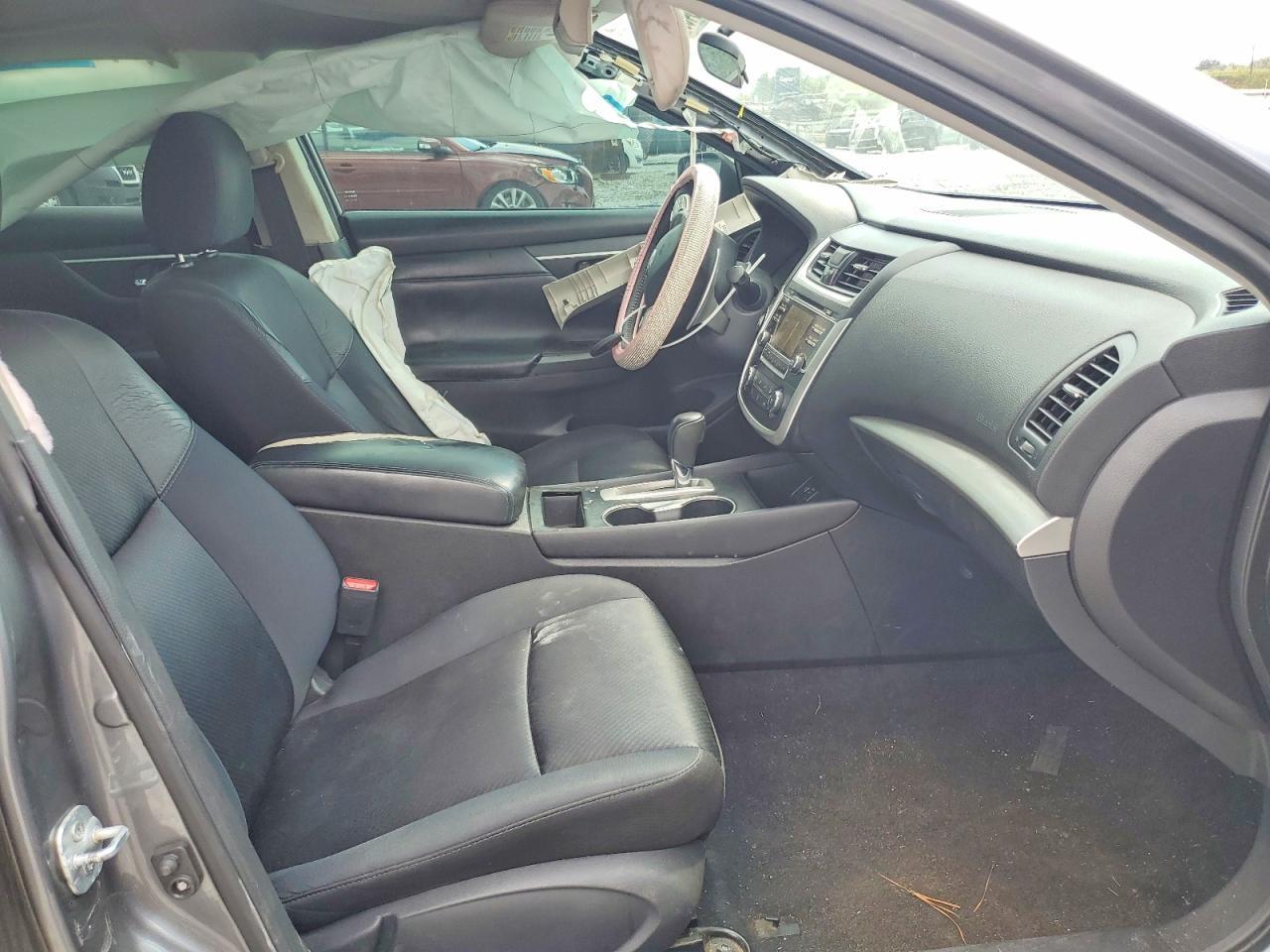 2016 Nissan Altima 2.5 Sr - Image 7