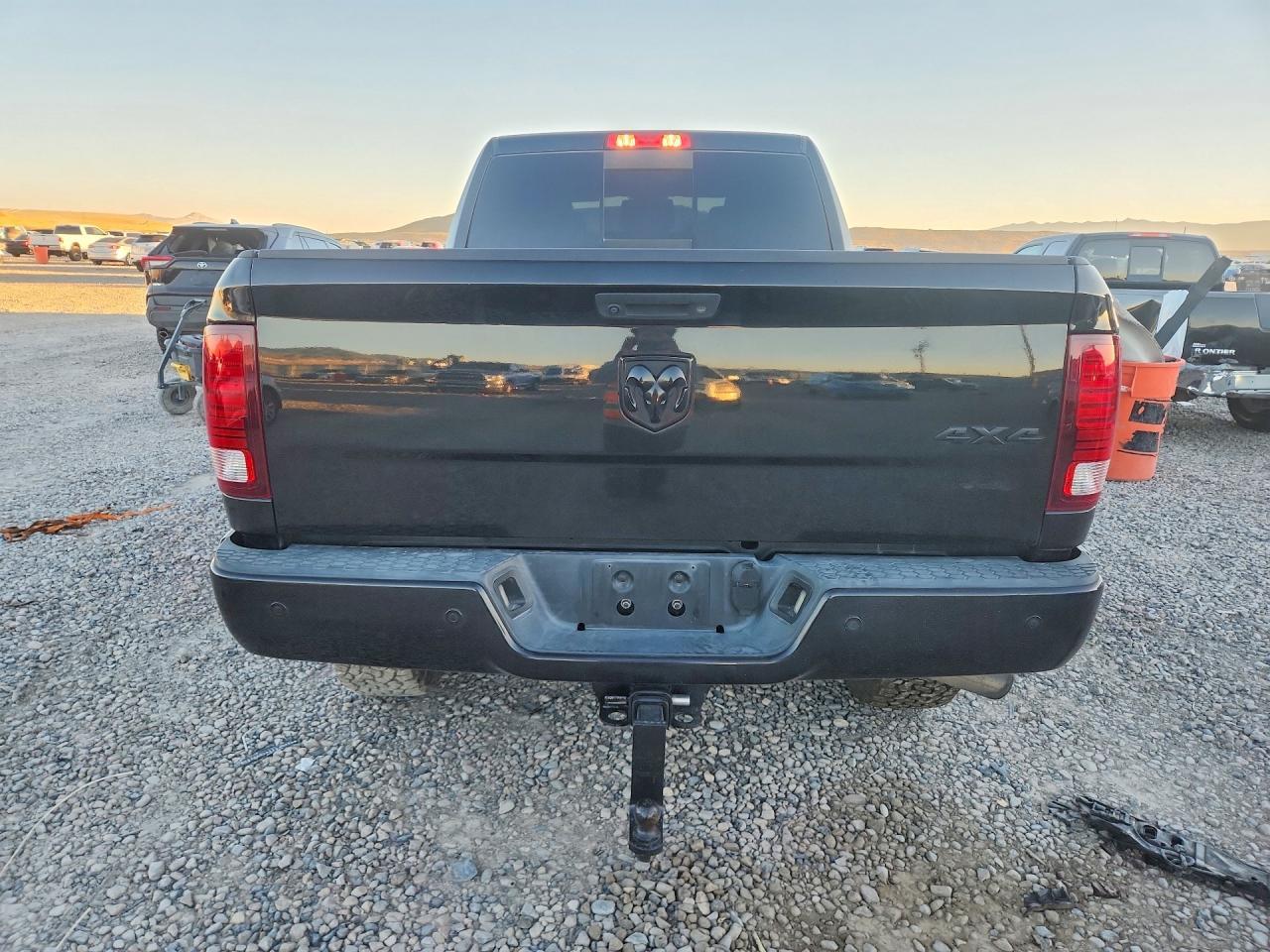 2018 Ram 2500 Laramie - Image 6
