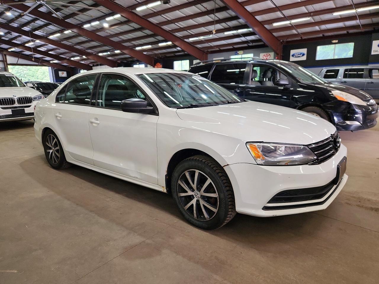 2016 Volkswagen Jetta Se - Фото 4