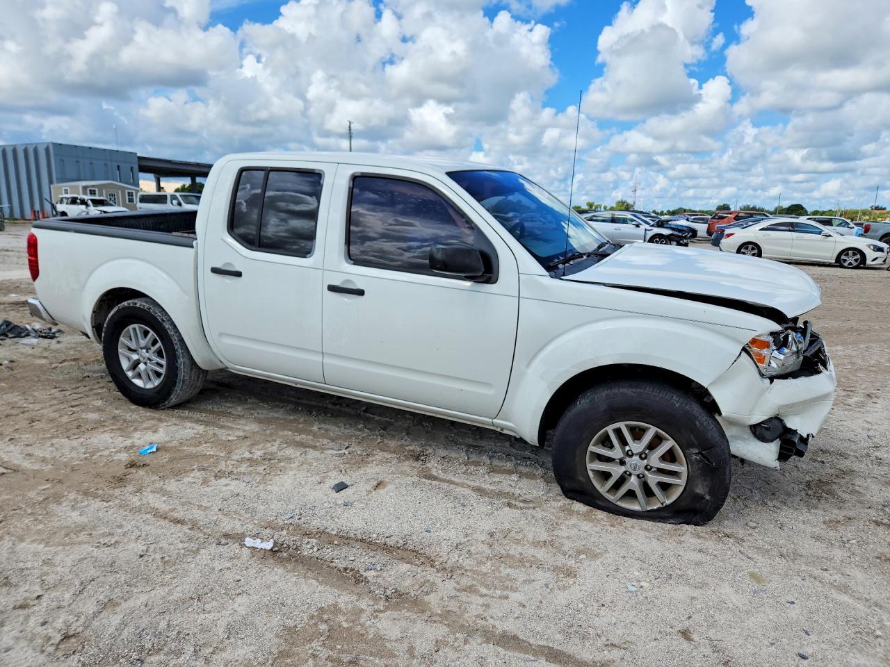 2019 Nissan Frontier Sv - Image 4