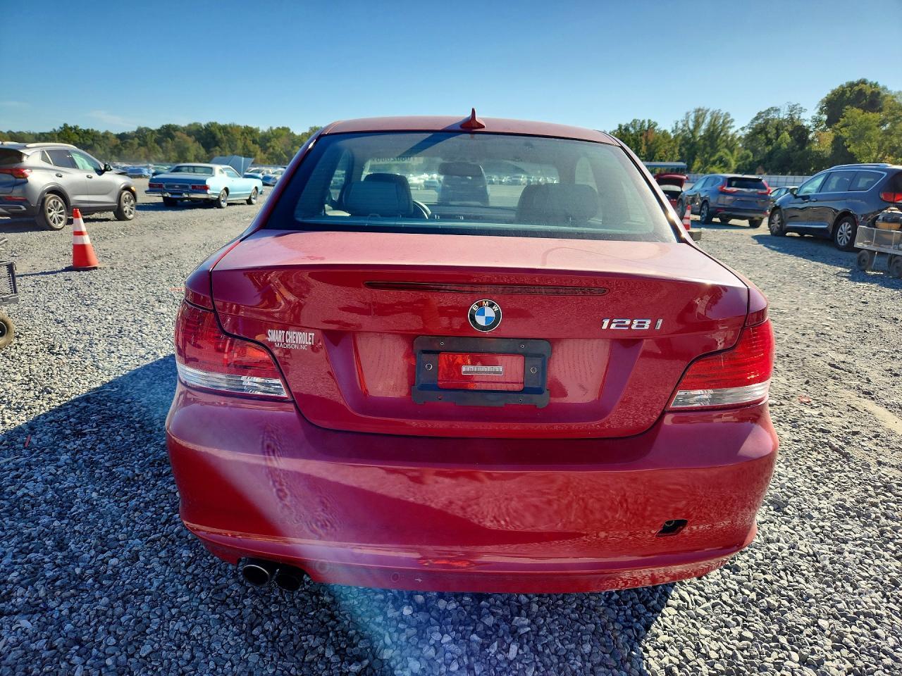 2011 BMW 128 I - Image 6