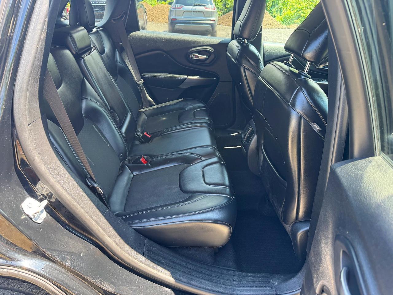 2019 Jeep Cherokee Latitude Plus - Фото 6