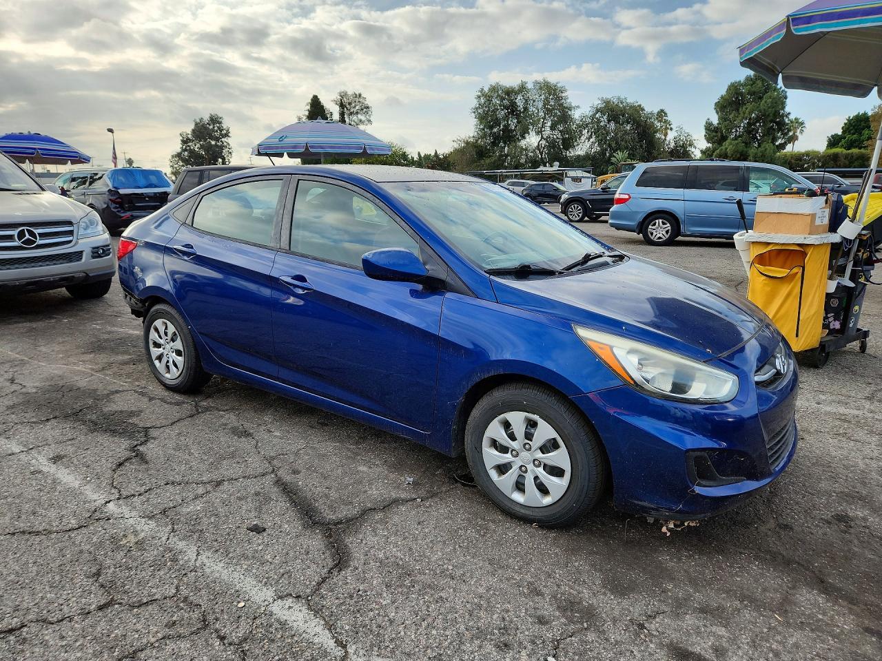 2015 Hyundai Accent Gls - Фото 4