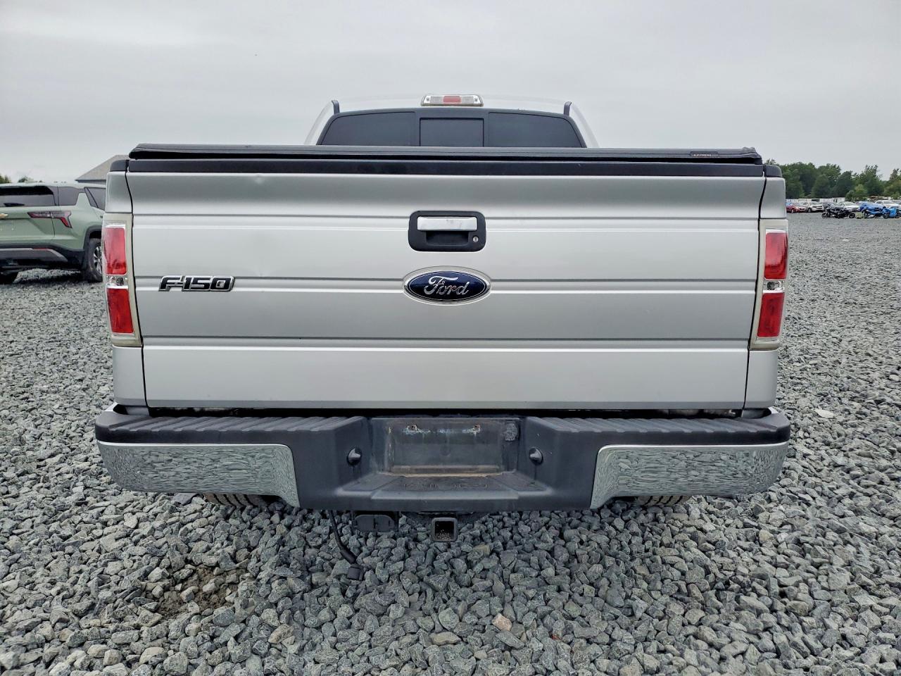 2010 Ford F150 Super Cab - Фото 6