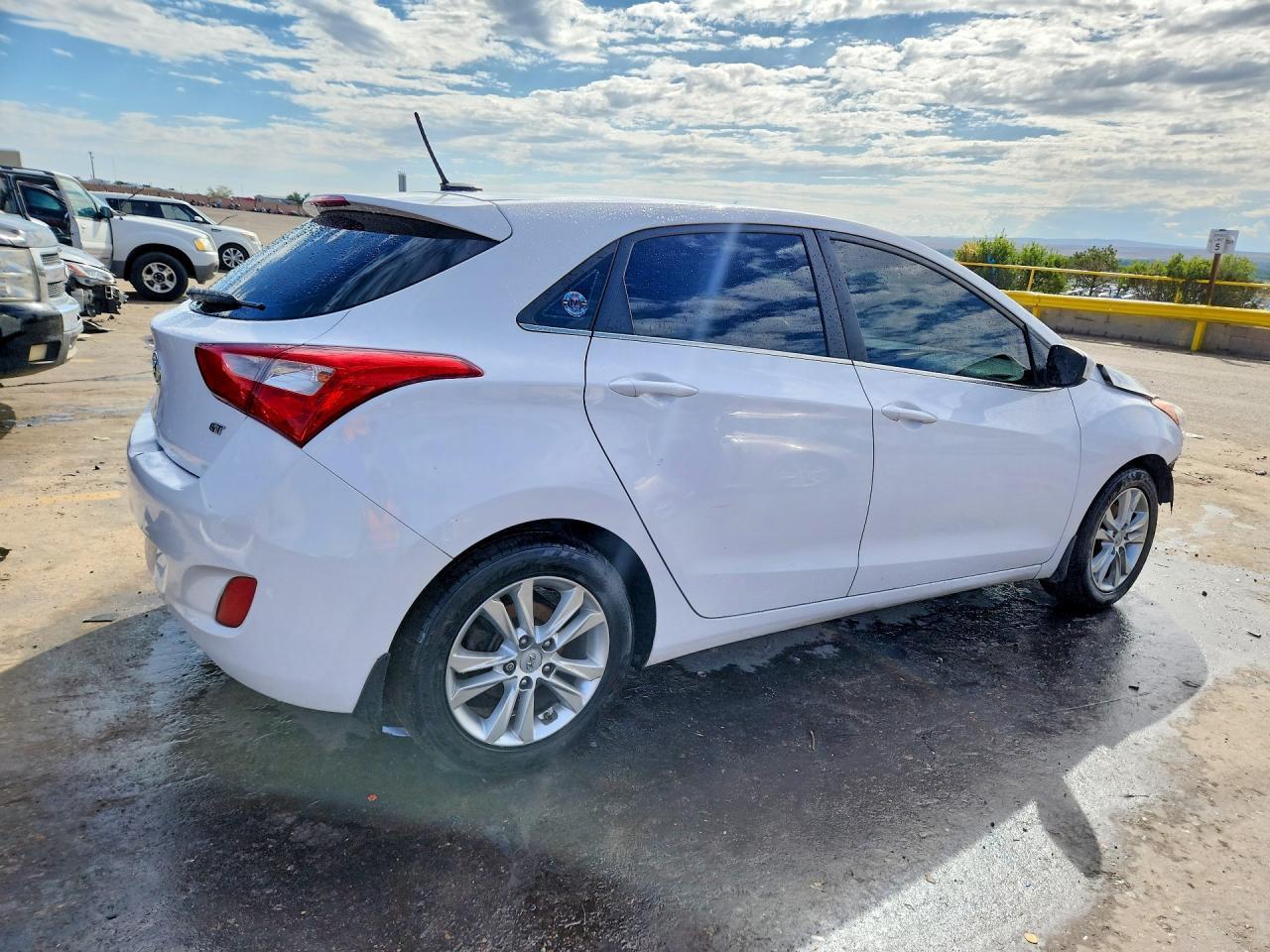 2014 Hyundai Elantra Gt Base - Фото 3