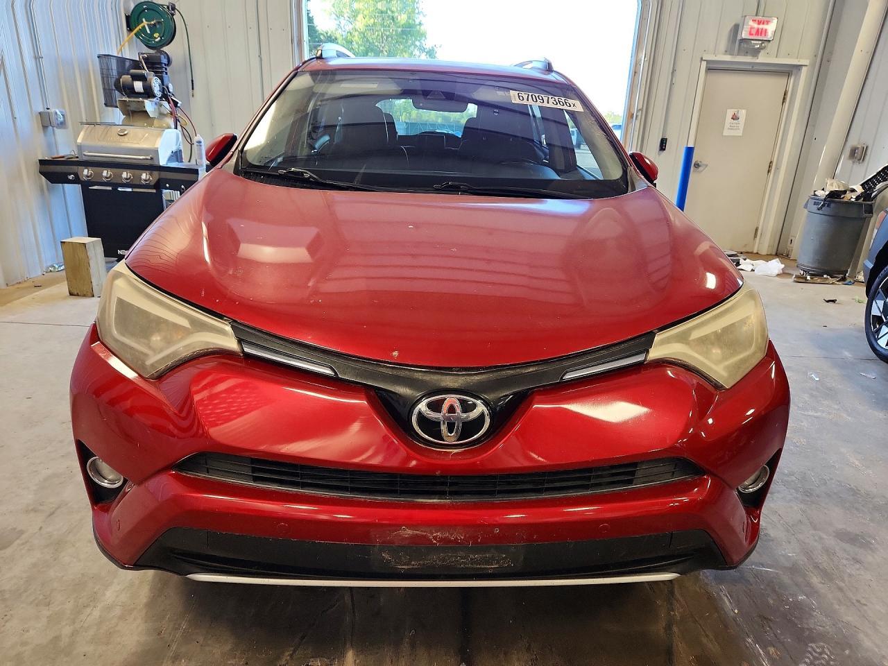 2016 Toyota Rav4 Limited - Image 5
