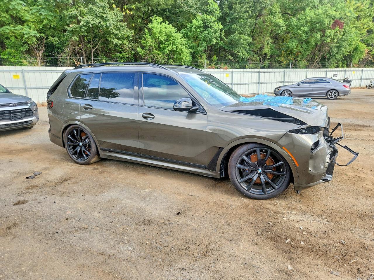 2027 BMW X7 M60I - Фото 4