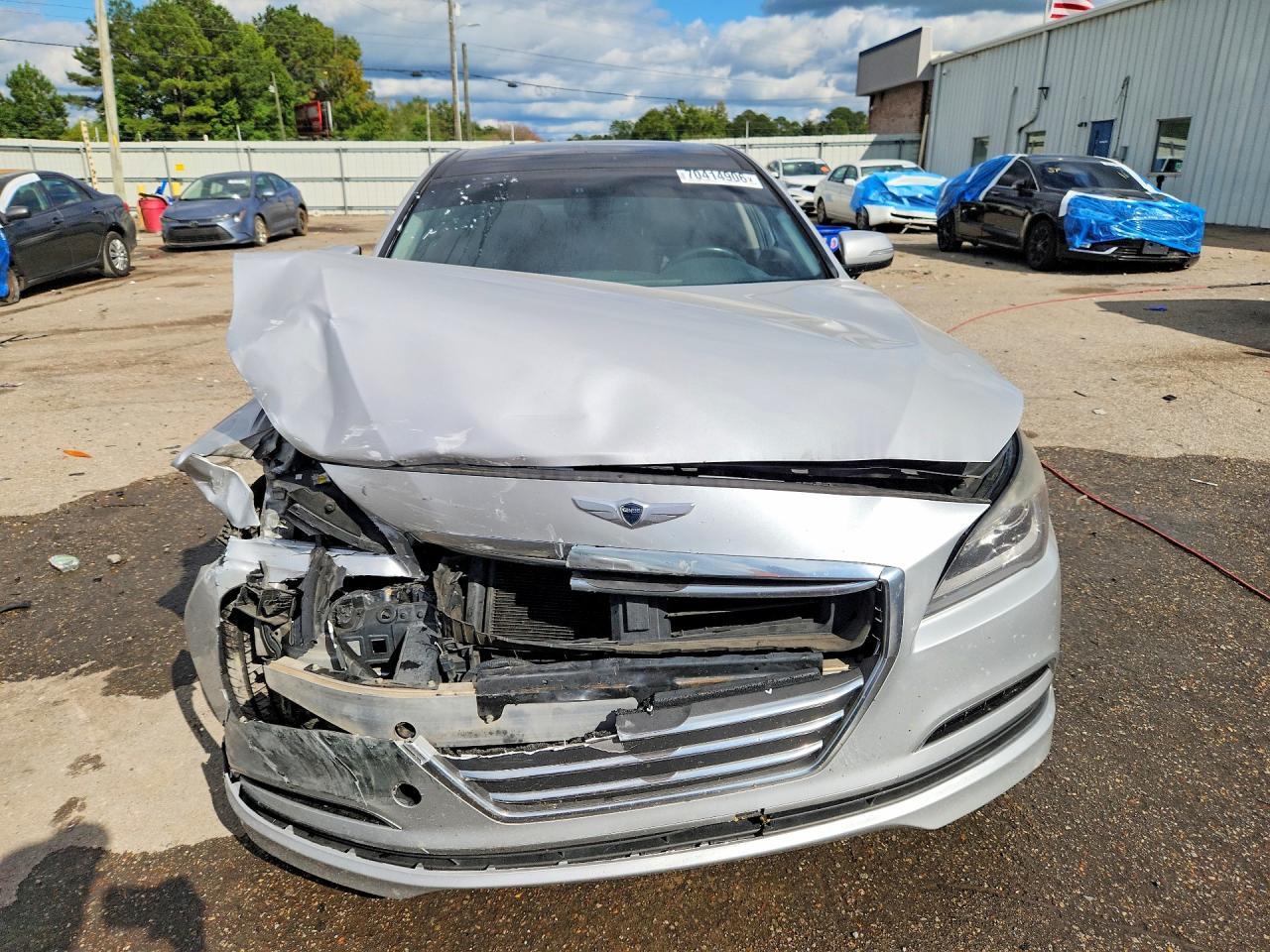 2015 Hyundai Genesis 3.8L - Image 5