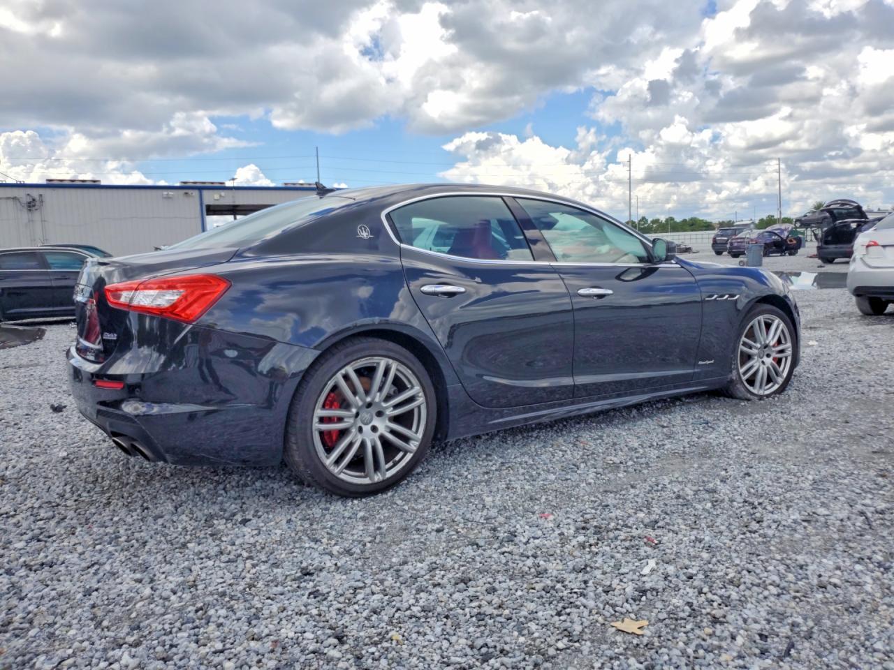2018 Maserati Ghibli S - Фото 3