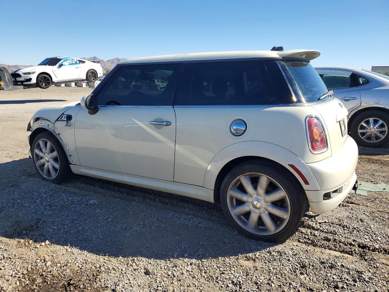 2009 Mini Cooper S - Image 2