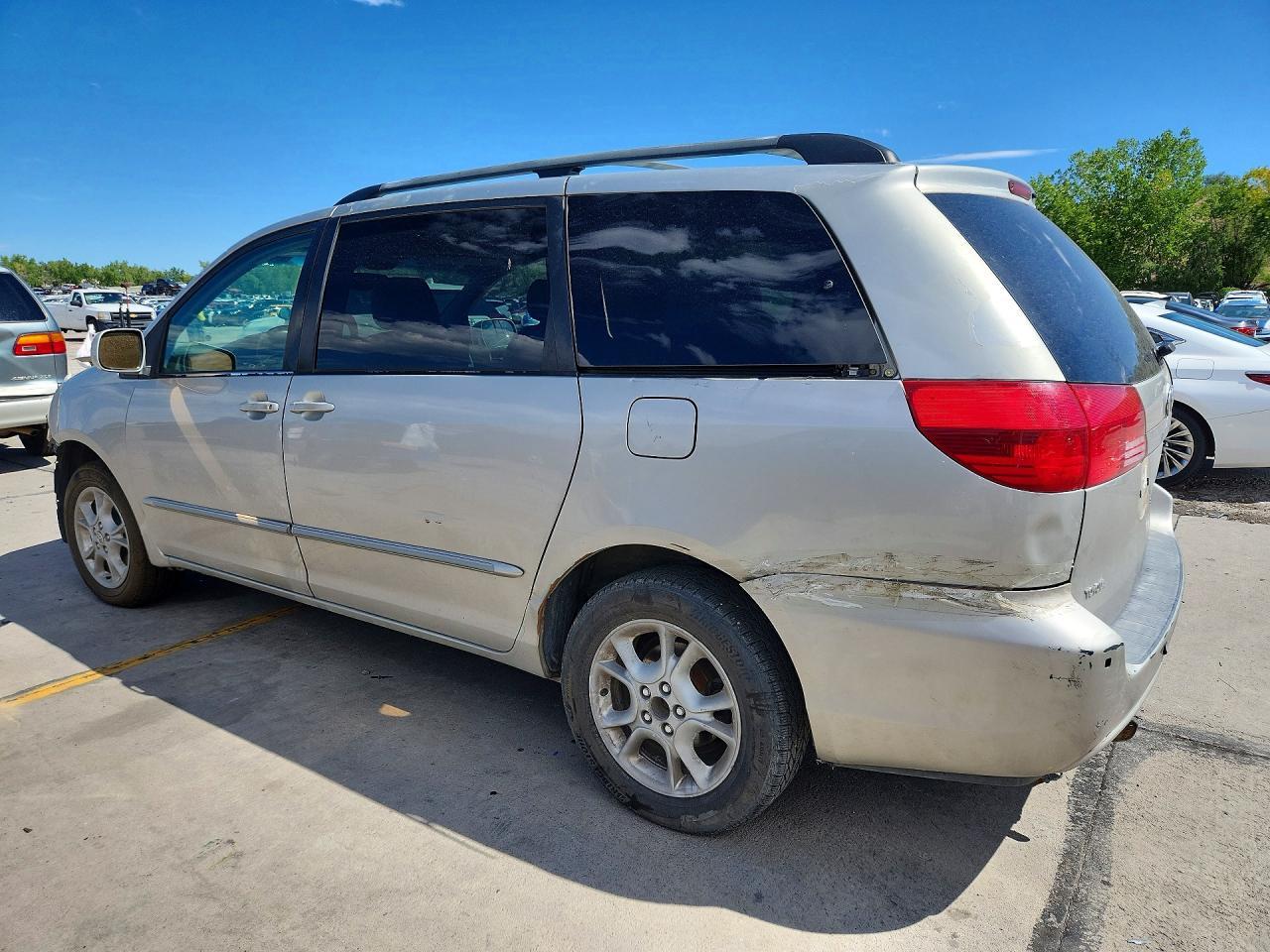 2004 Toyota Sienna Xle Limited 7 Passenger - Фото 2
