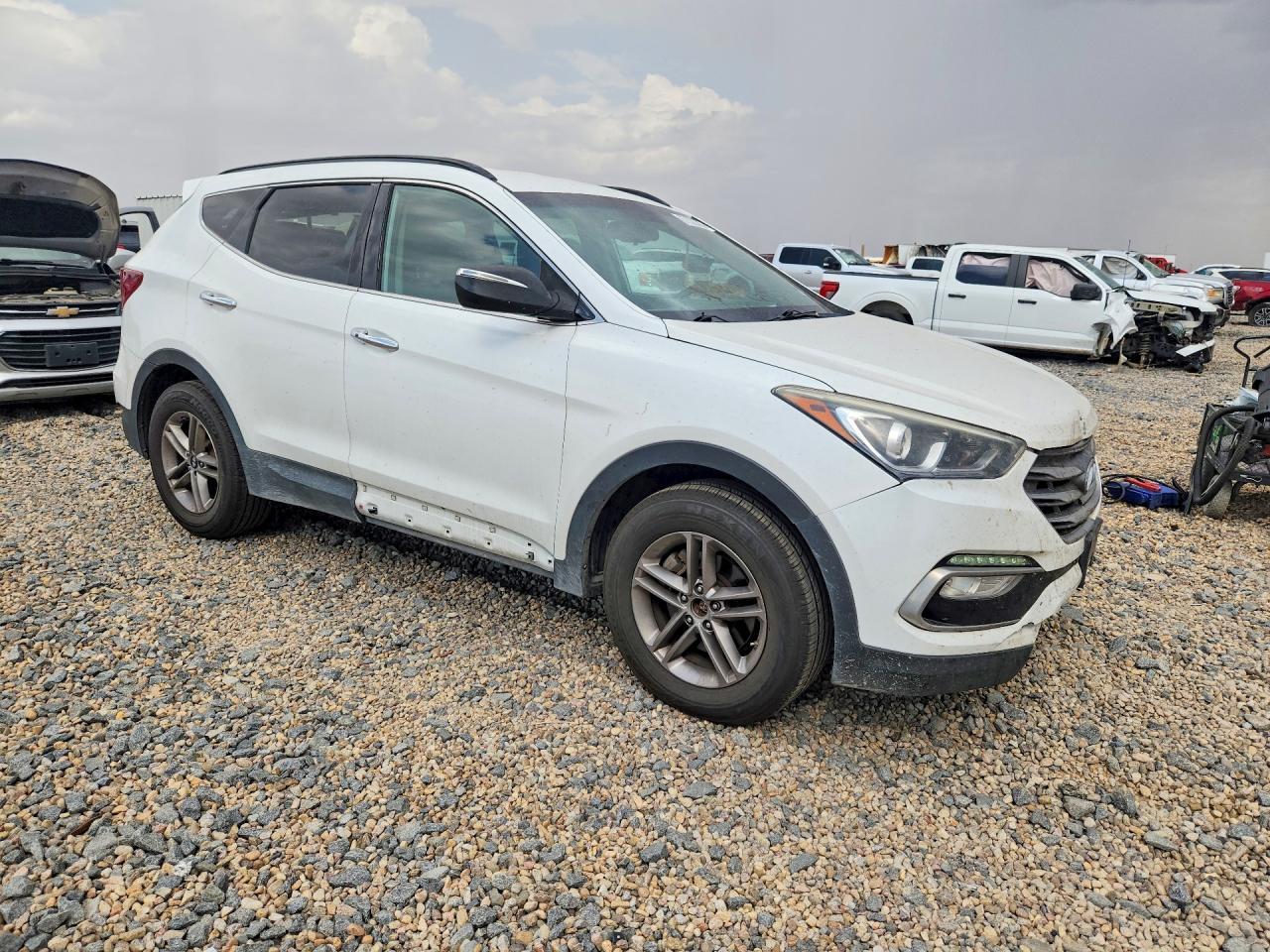 2017 Hyundai Santa Fe Sport 2.4L - Image 4