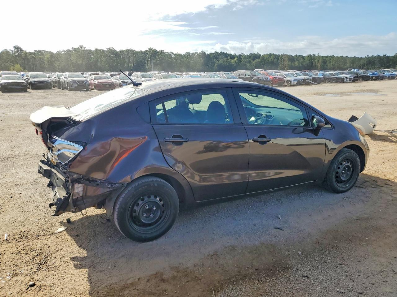 2013 Kia Rio Ex - Фото 3