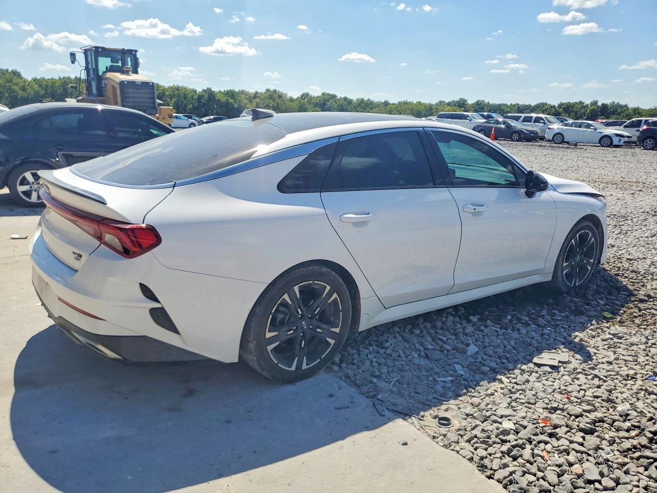 2021 Kia K5 Gt Line - Фото 3