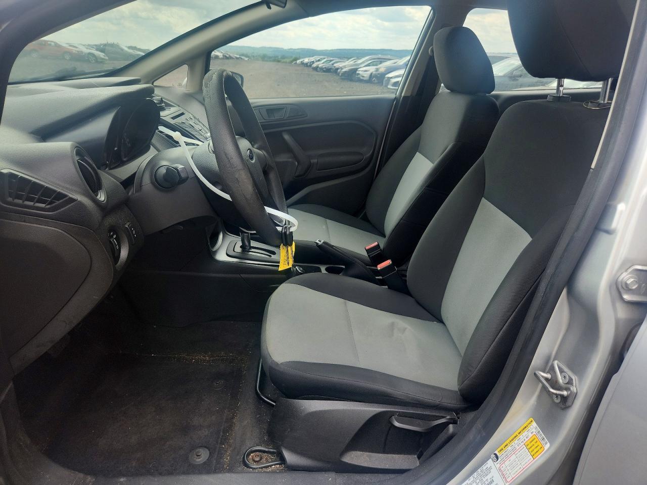 2015 Ford Fiesta S - Image 7