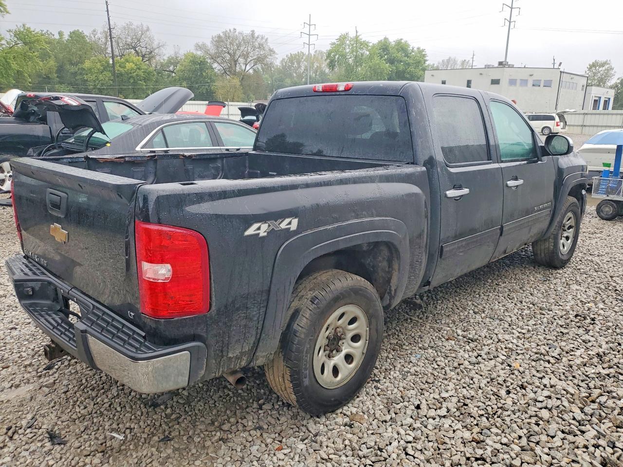 2011 Chevrolet Silverado K1500 Lt - Image 3