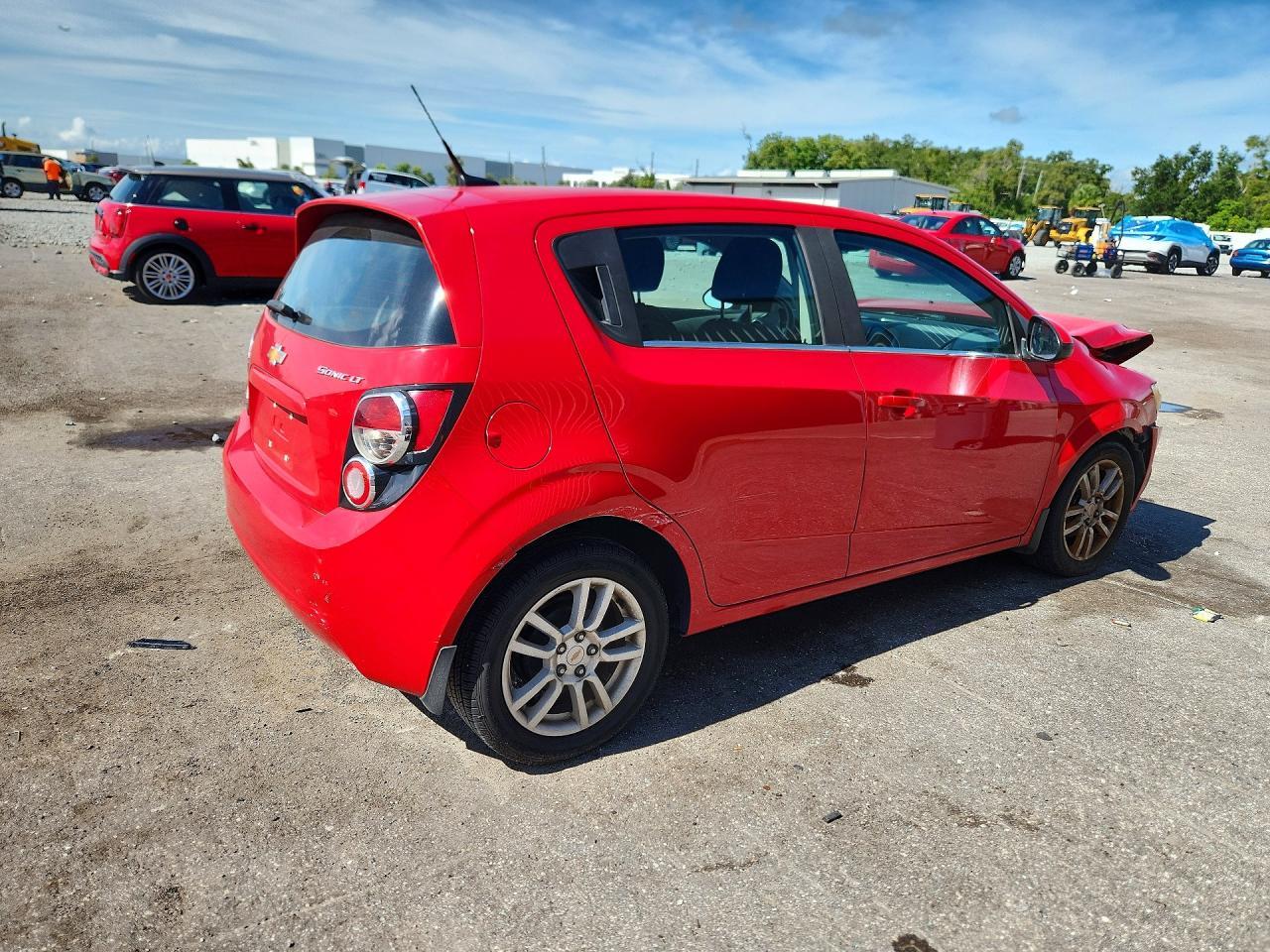 2012 Chevrolet Sonic Lt - Фото 3